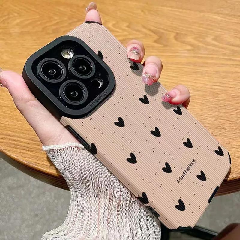 Custodia protettiva per fotocamera con cuore d'amore carino per iPhone 